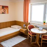 Zum Ochsen 3* Waldstetten (Bavaria)